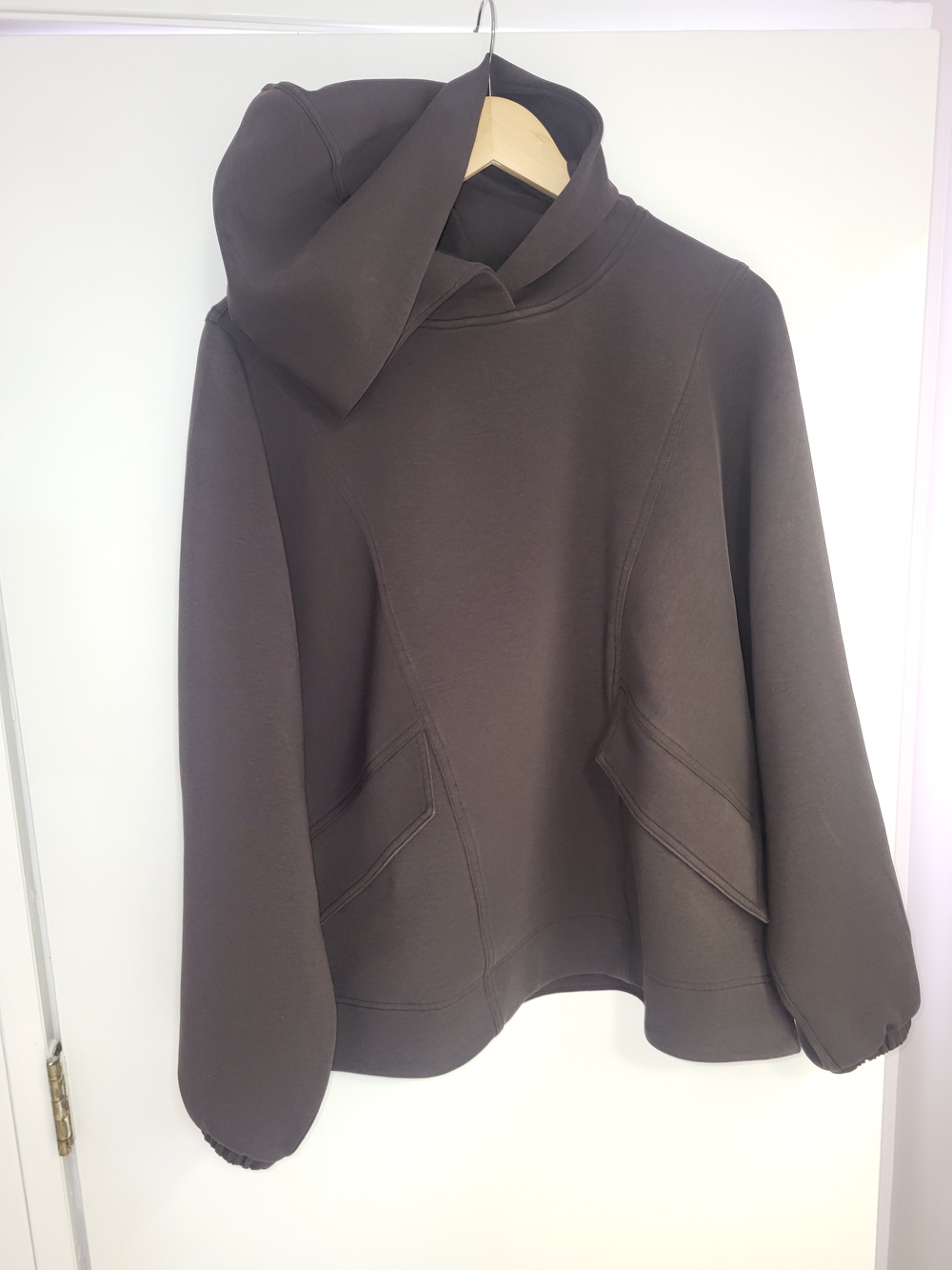 lululemon athletica Women’s Brown Hooded Sweatshirt